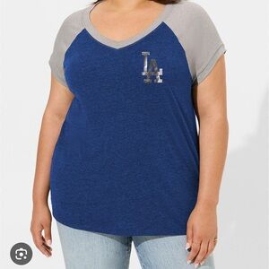 Torrid dodgers 6X Blue and Gray Short Sleeve Tee